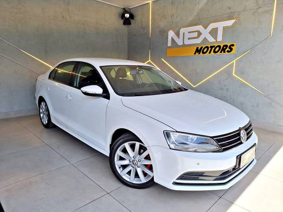 VOLKSWAGEN JETTA 2.0 TRENDLINE FLEX 4P TIPTRONIC